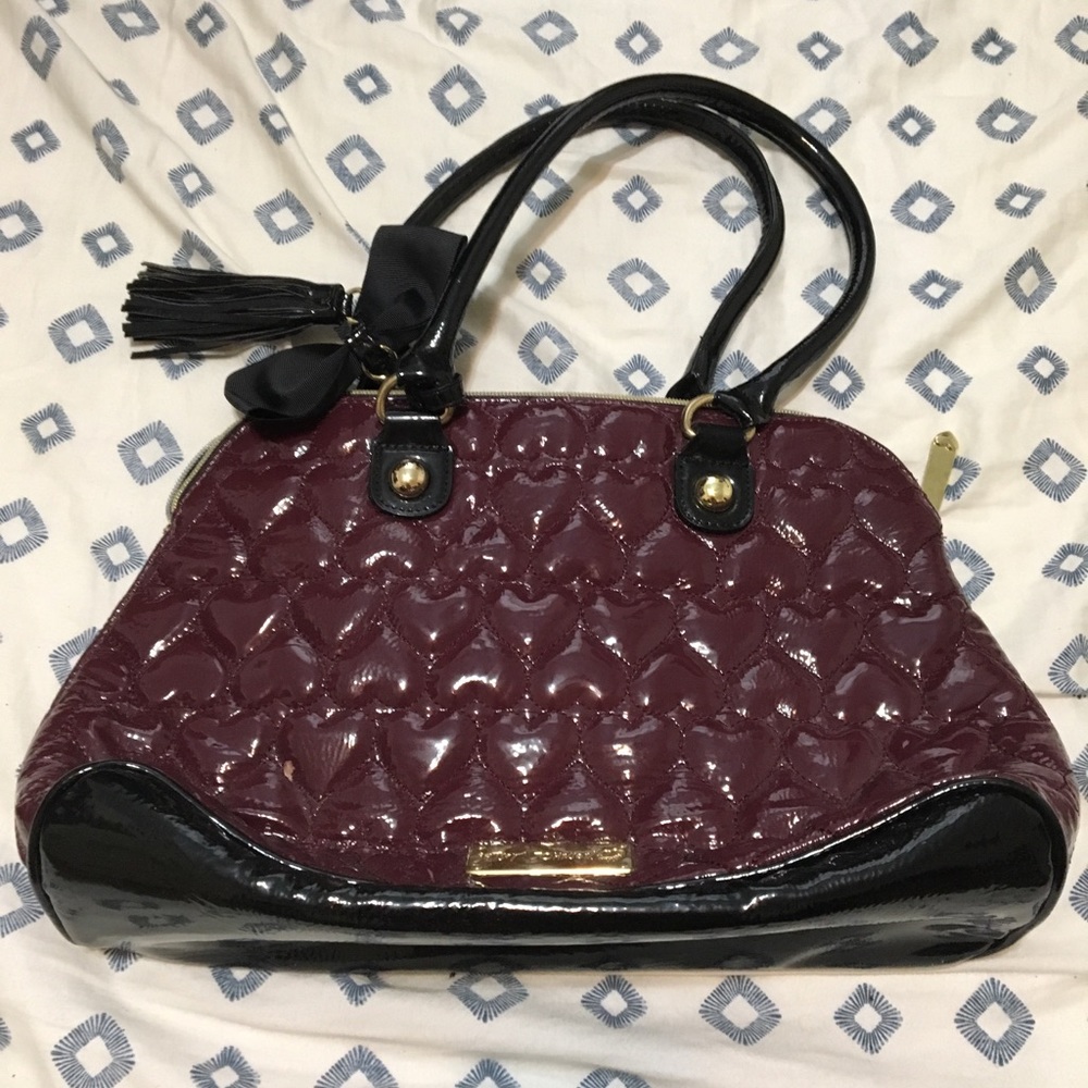 Patent leather Betsey Johnson purse